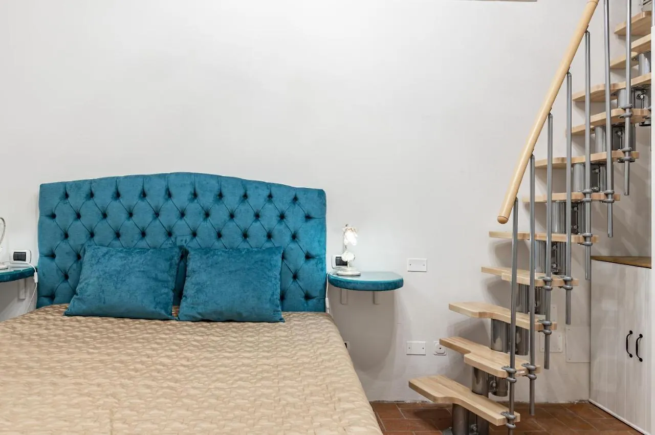 Corte Pini - Corte Aranci -Lucca Center Apartaments Near The Cathedral! Italy