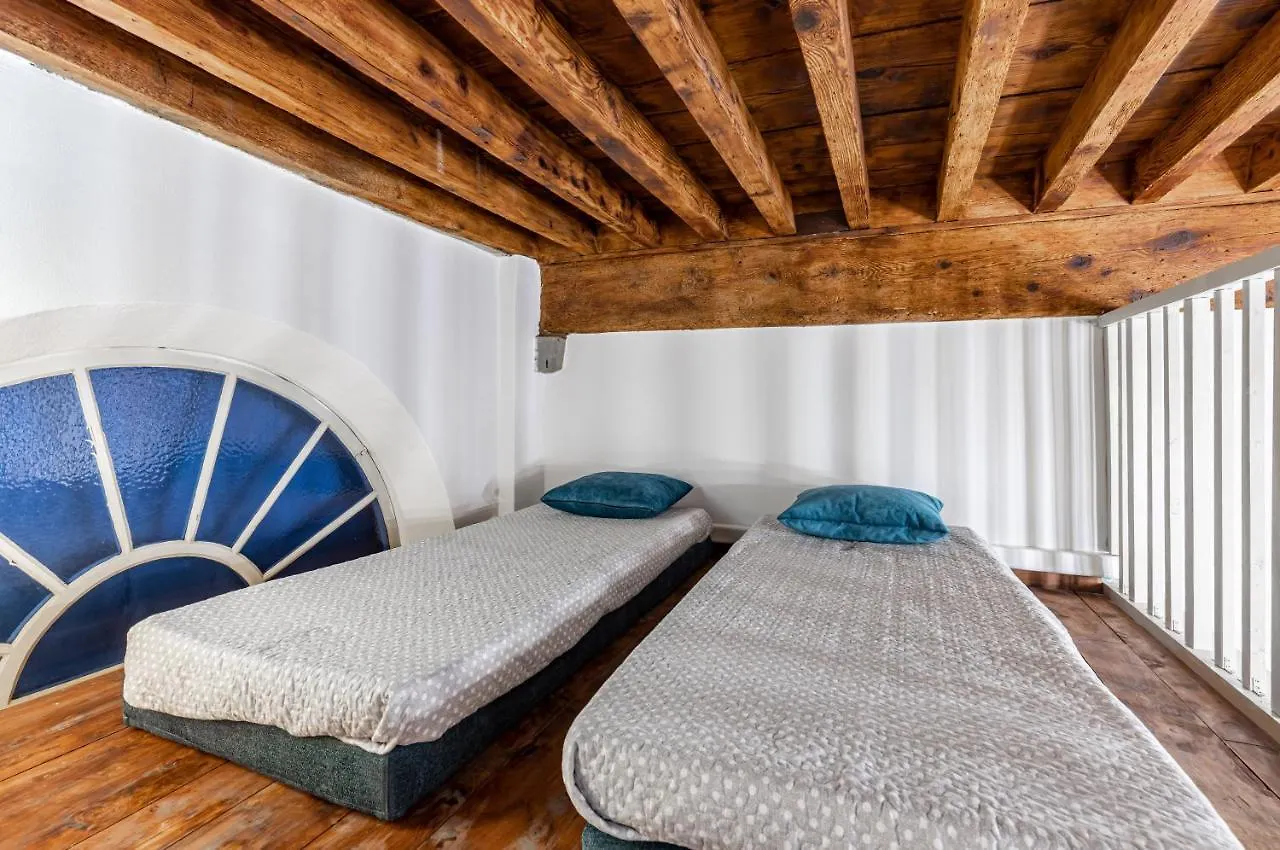 Corte Pini - Corte Aranci -Lucca Center Apartaments Near The Cathedral! Lucca